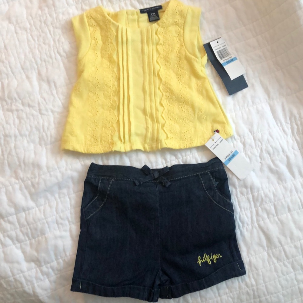 Tommy Hilfiger baby outfit